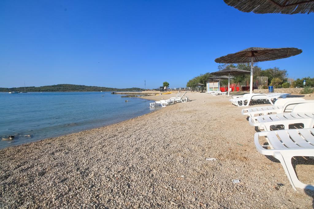 Apartment Ana Vodice Exteriör bild