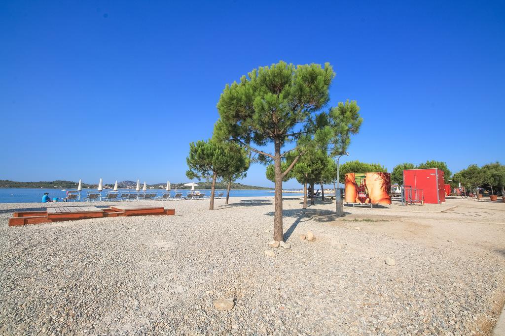 Apartment Ana Vodice Exteriör bild